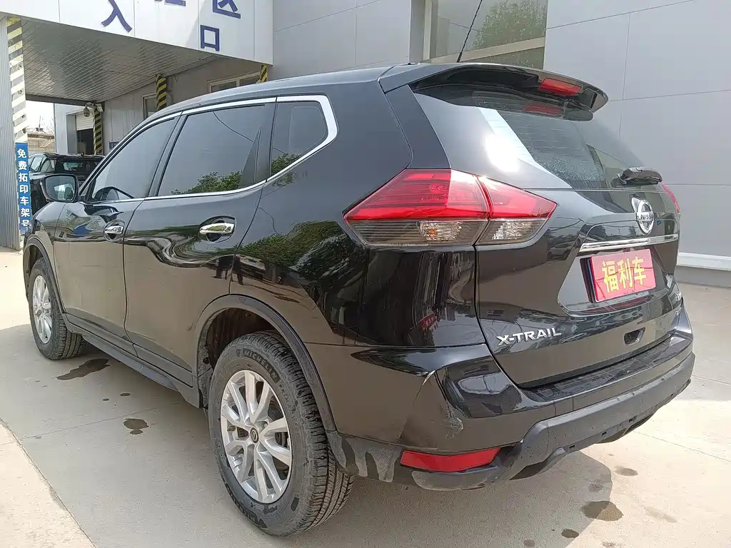 NISSAN X-TRAIL 2019