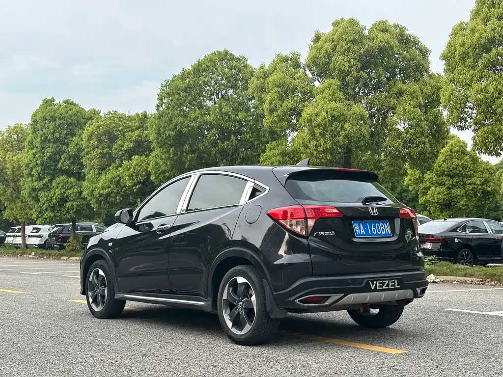HONDA VEZEL 2016