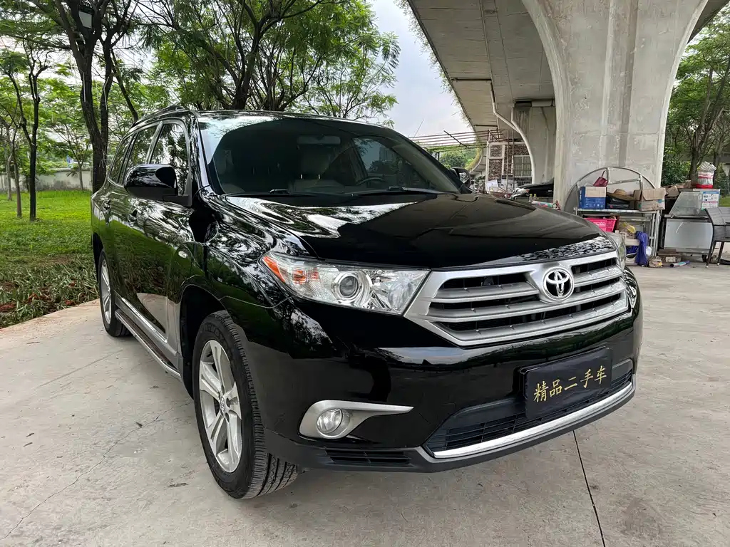 TOYOTA HIGHLANDER 2012