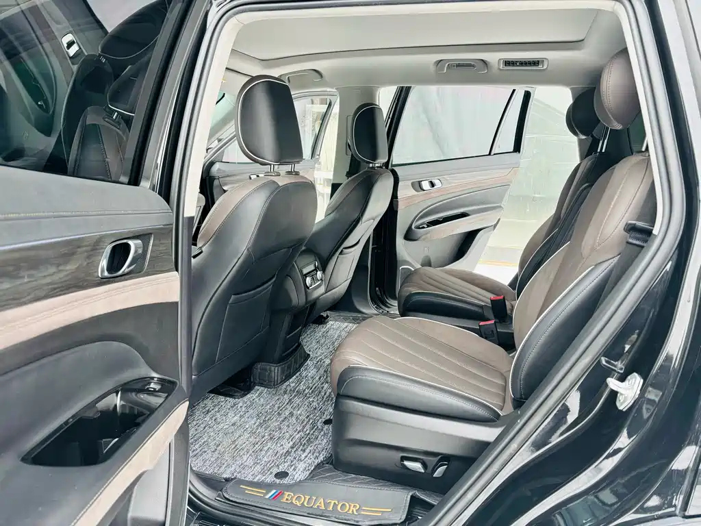 FORD EQUATOR 2023