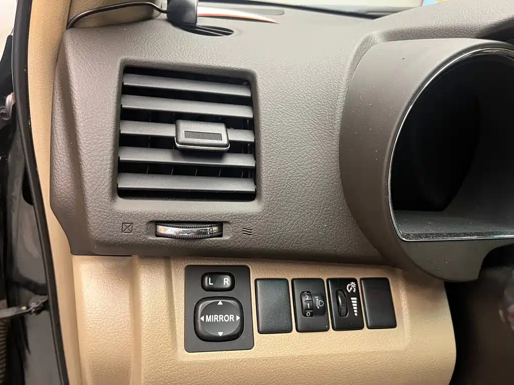 TOYOTA HIGHLANDER 2012