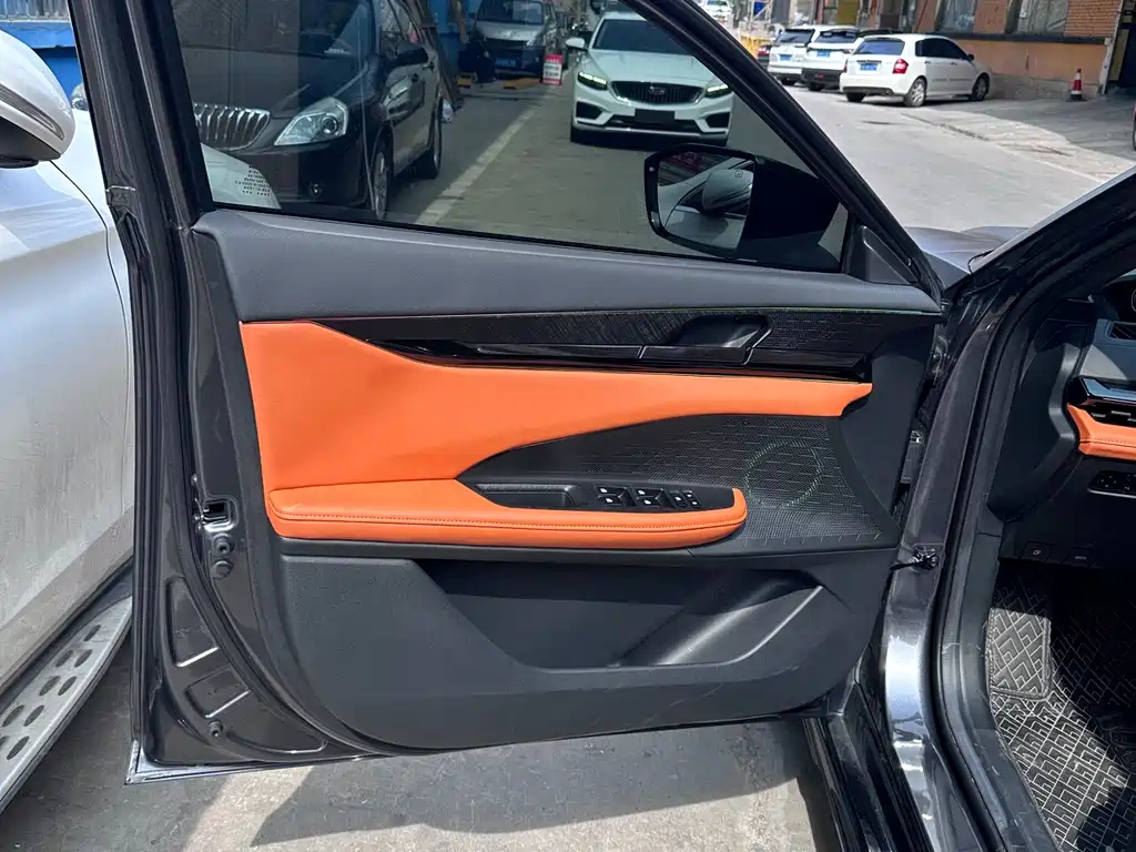 CHANGAN UNI-V 2023