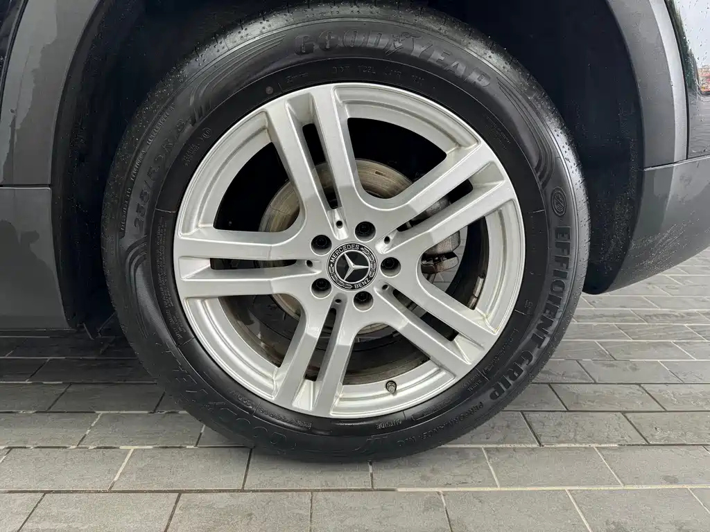 MERCEDES BENZ GLB 2022