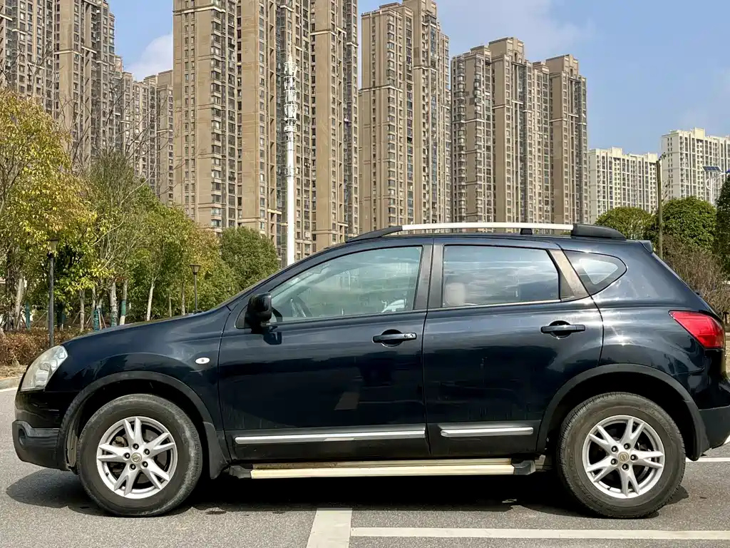NISSAN QASHQAI 2014