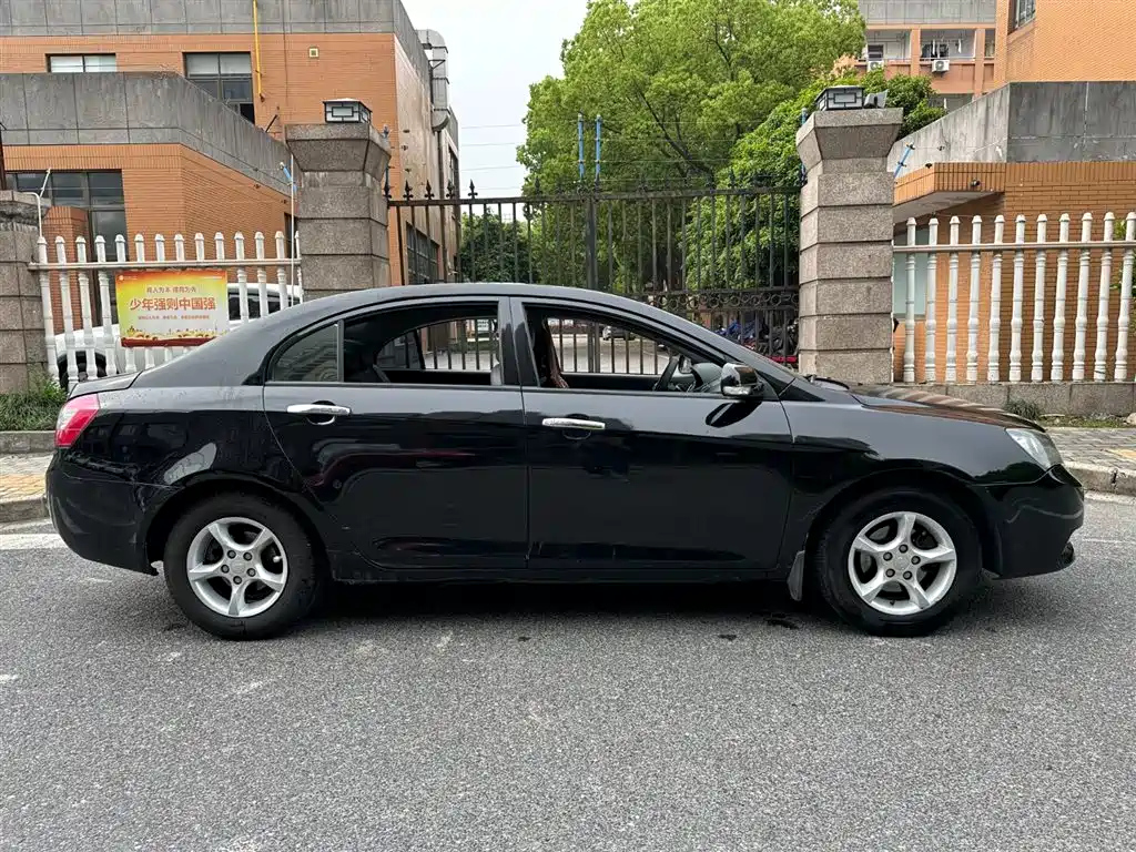GEELY AUTO CLASSIC EMGRAND 2013