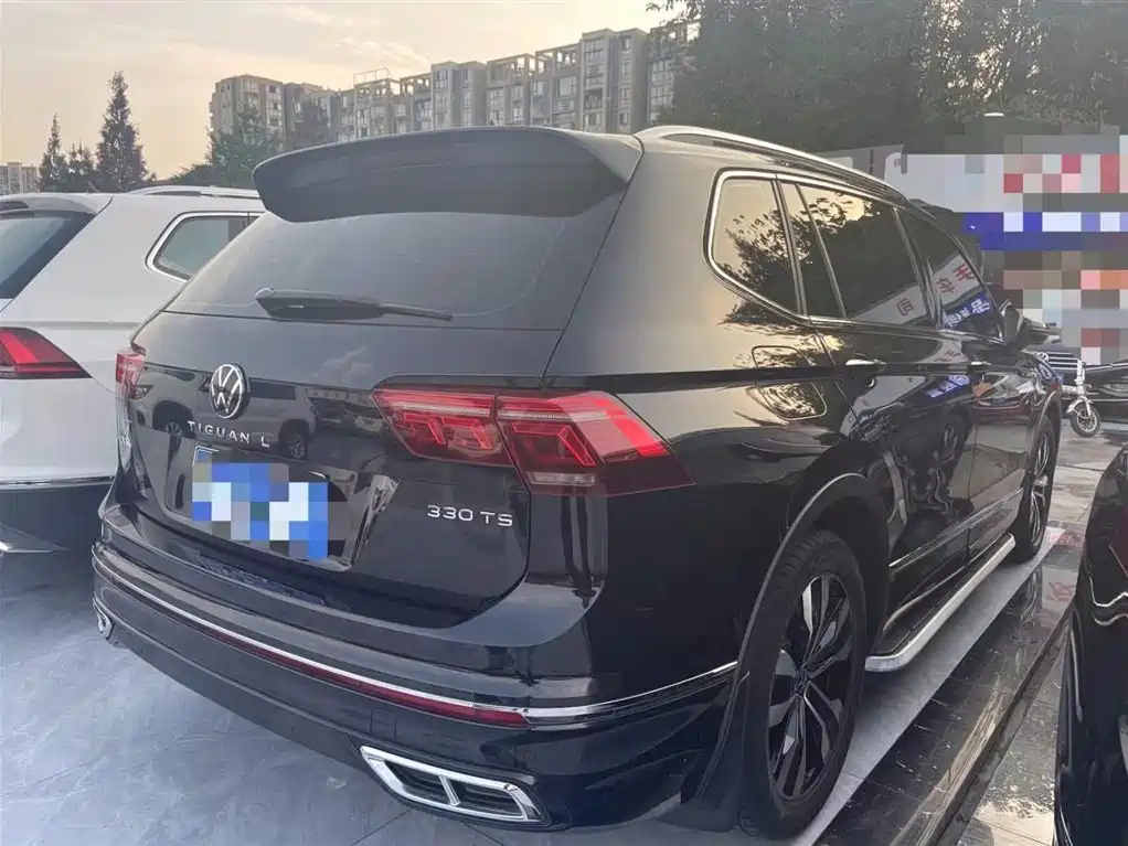 VOLKSWAGEN TIGUAN L 2021