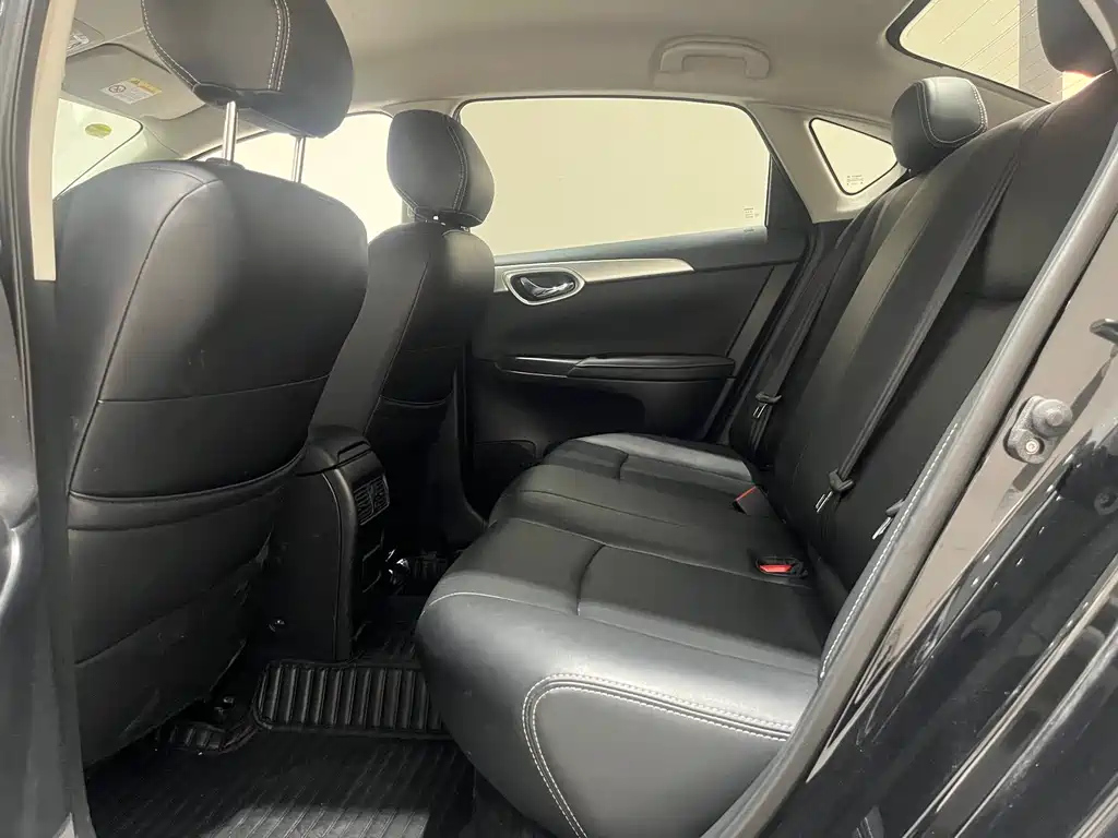 NISSAN SYLPHY 2022
