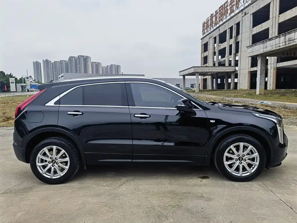 CADILLAC XT4 2020