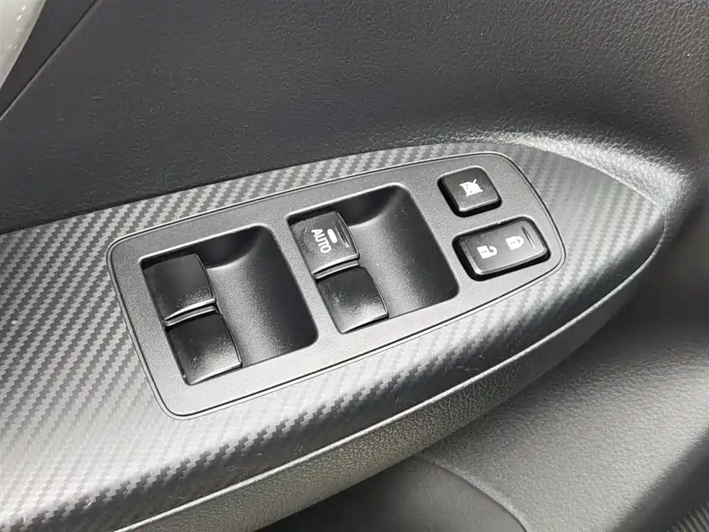 MITSUBISHI OTHER 2019