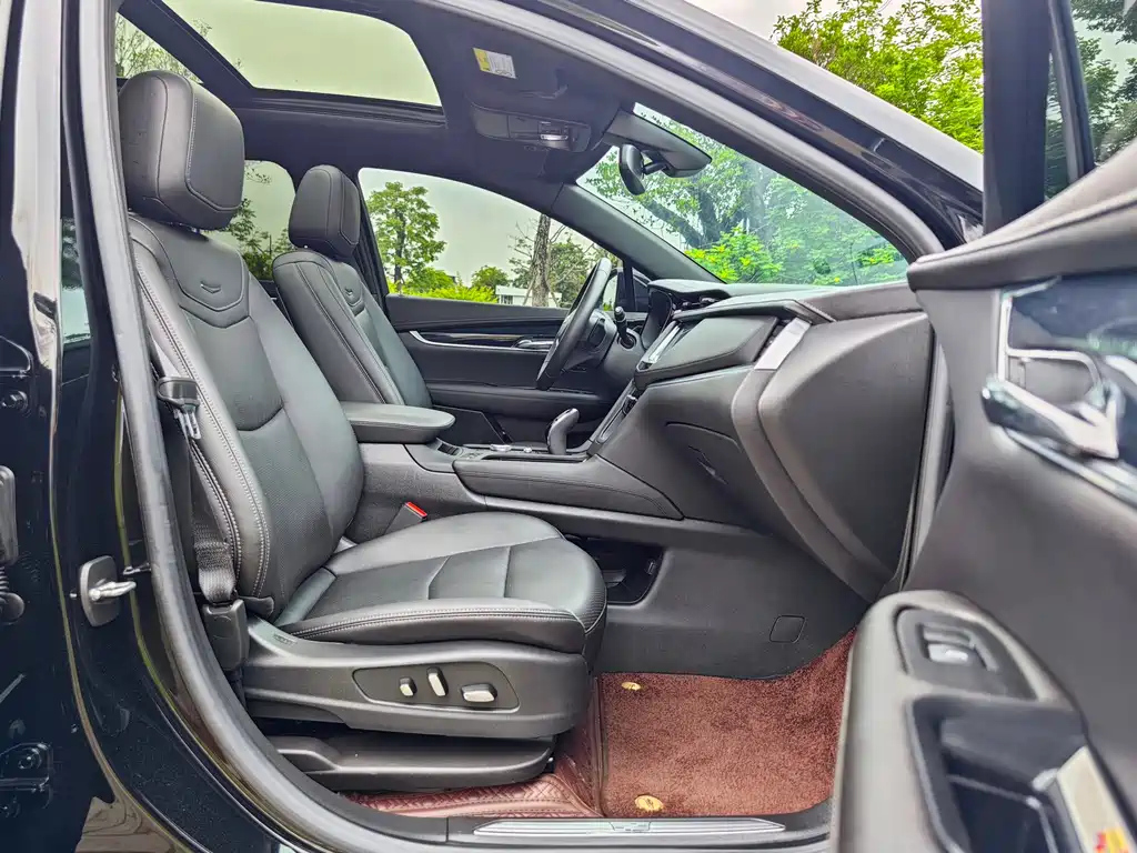 CADILLAC XT5 2023