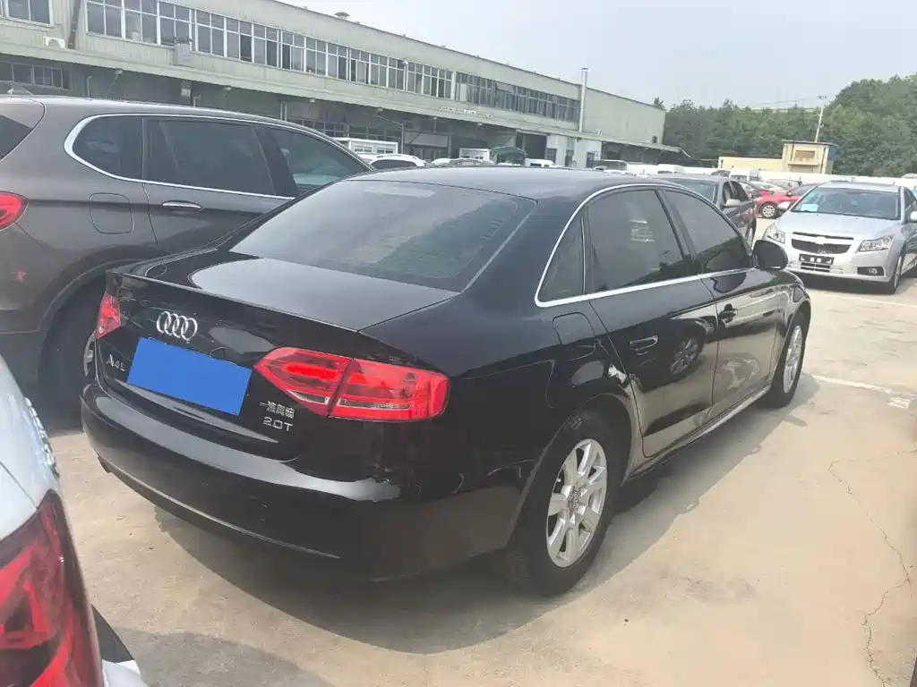 AUDI A4L 2009