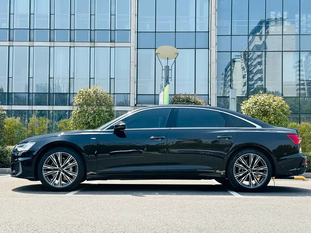 AUDI A6L 2022
