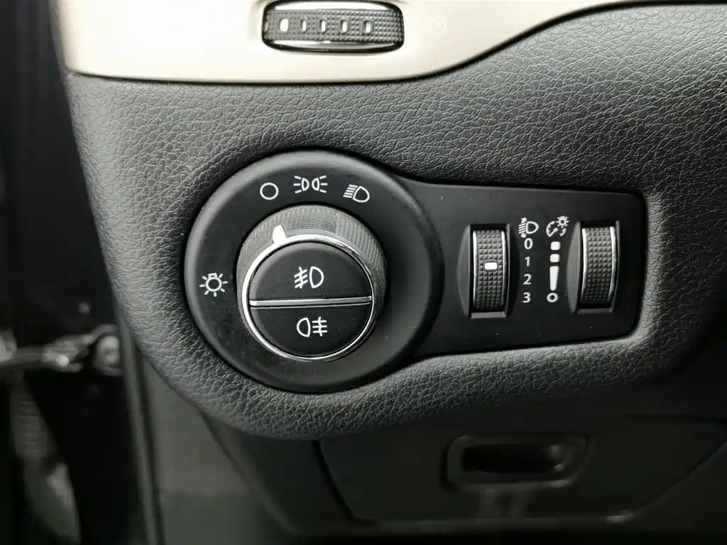 JEEP CHEROKEE 2017