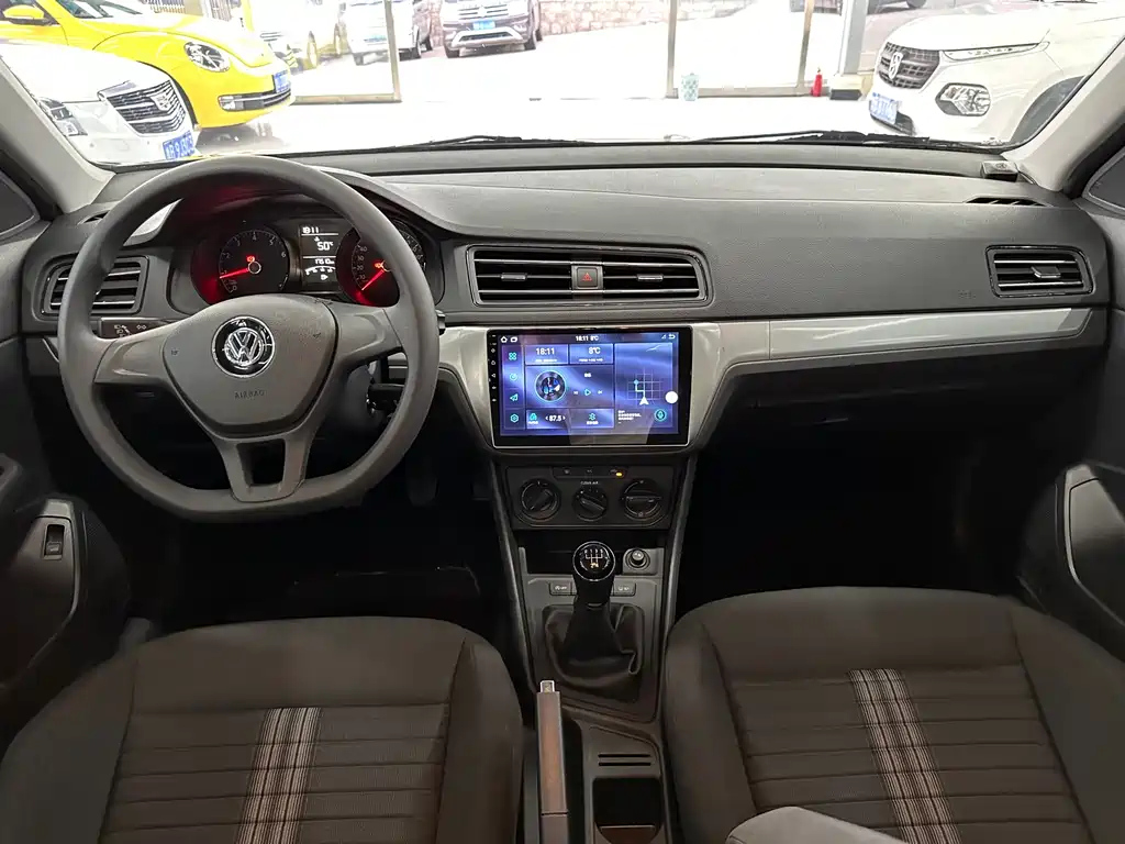 VOLKSWAGEN LAVIDA 2022
