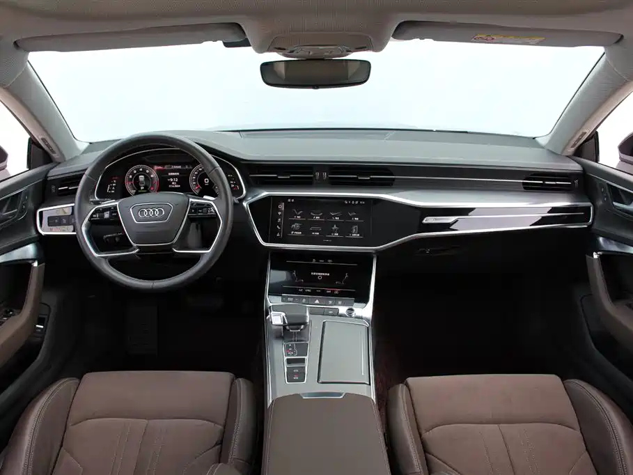 AUDI A7L 2023