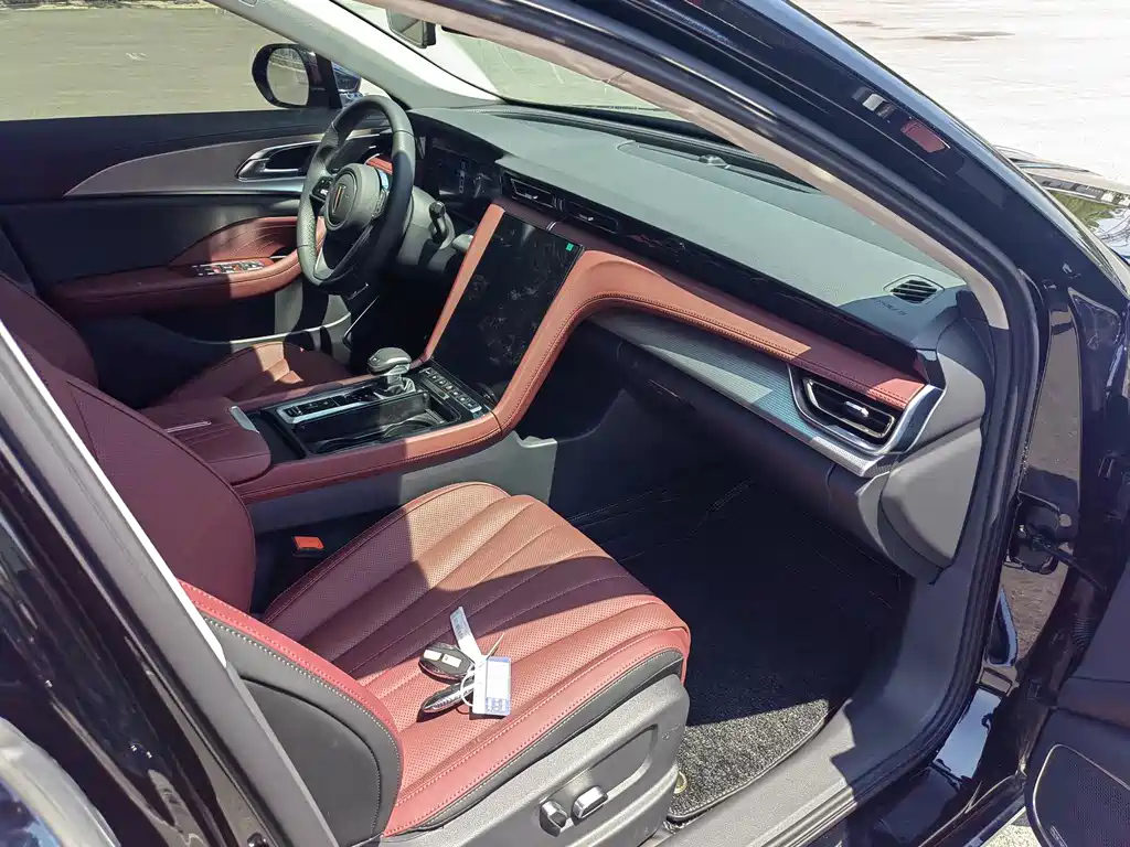 HONGQI H5 2024