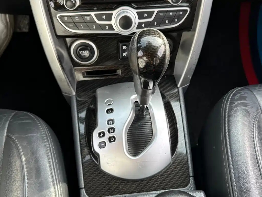RENAULT KOLEOS IMPORT 2010