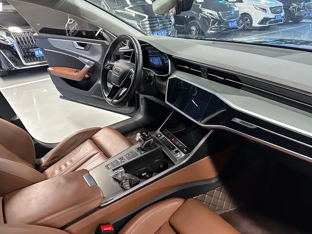 AUDI A7 2021