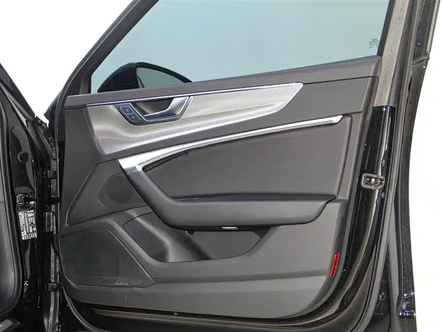 AUDI A6L 2023