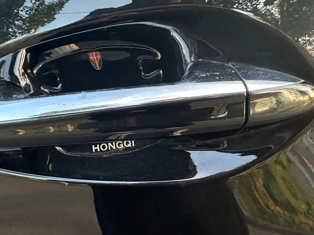HONGQI HS5 2023
