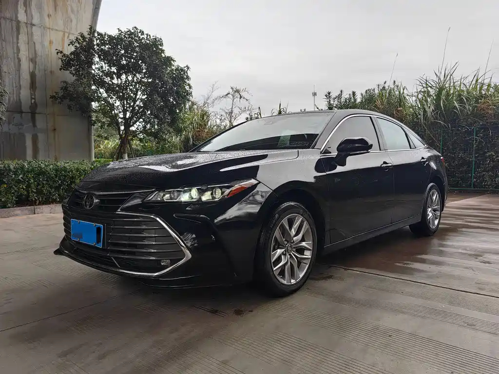TOYOTA AVALON 2021