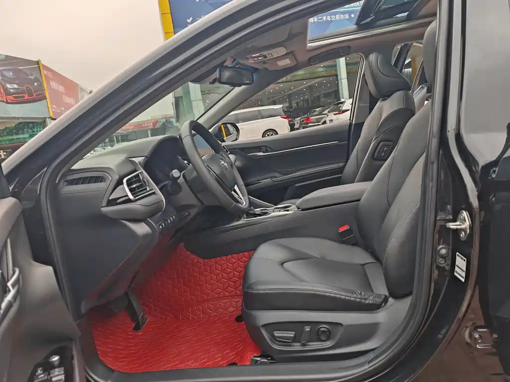 TOYOTA CAMRY 2022