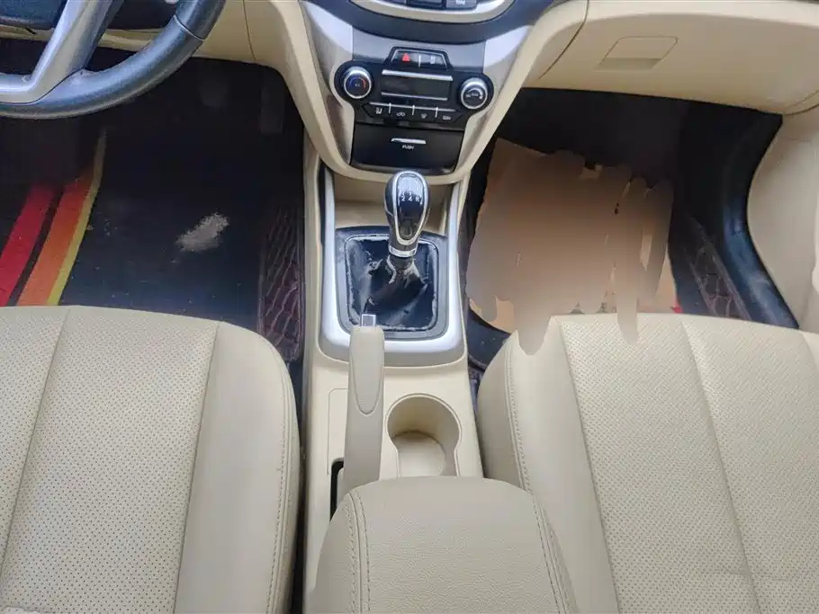 CHANGAN EADO 2016