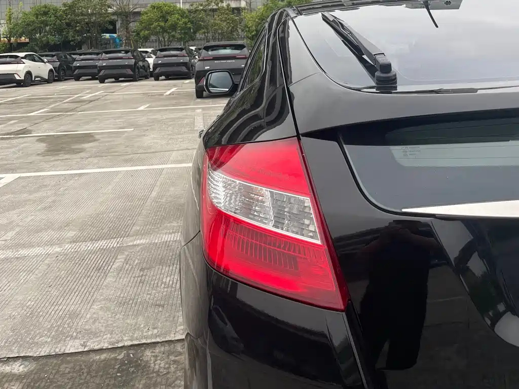 HONDA CROSSTOUR 2012