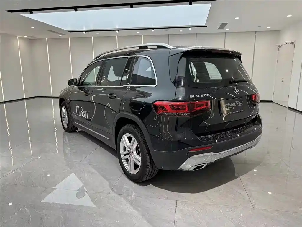 MERCEDES BENZ GLB 2022