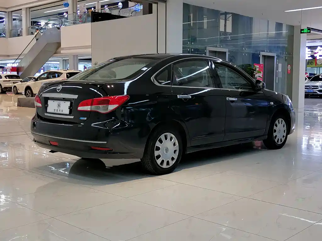 NISSAN SYLPHY 2016