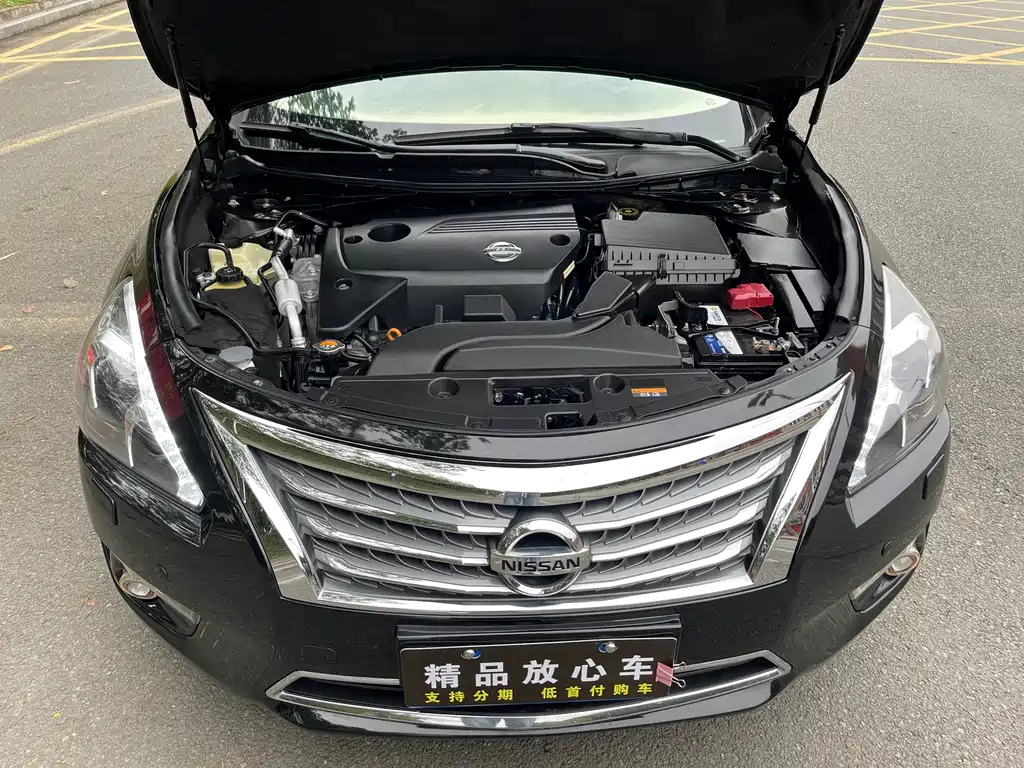 NISSAN TEANA 2015