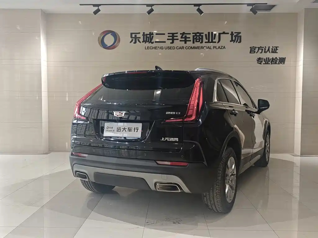 CADILLAC XT4 2022