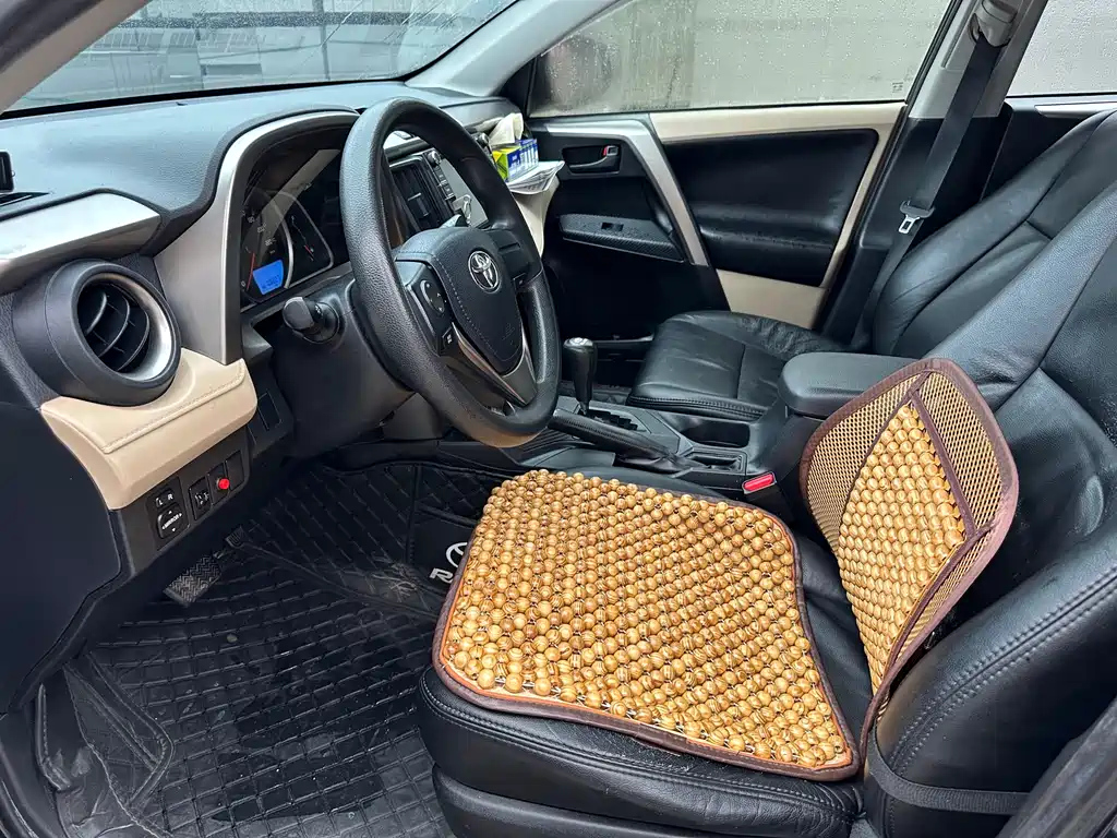 TOYOTA RAV4 RONGFANG 2014