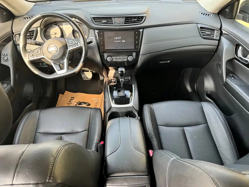 NISSAN X-TRAIL 2019