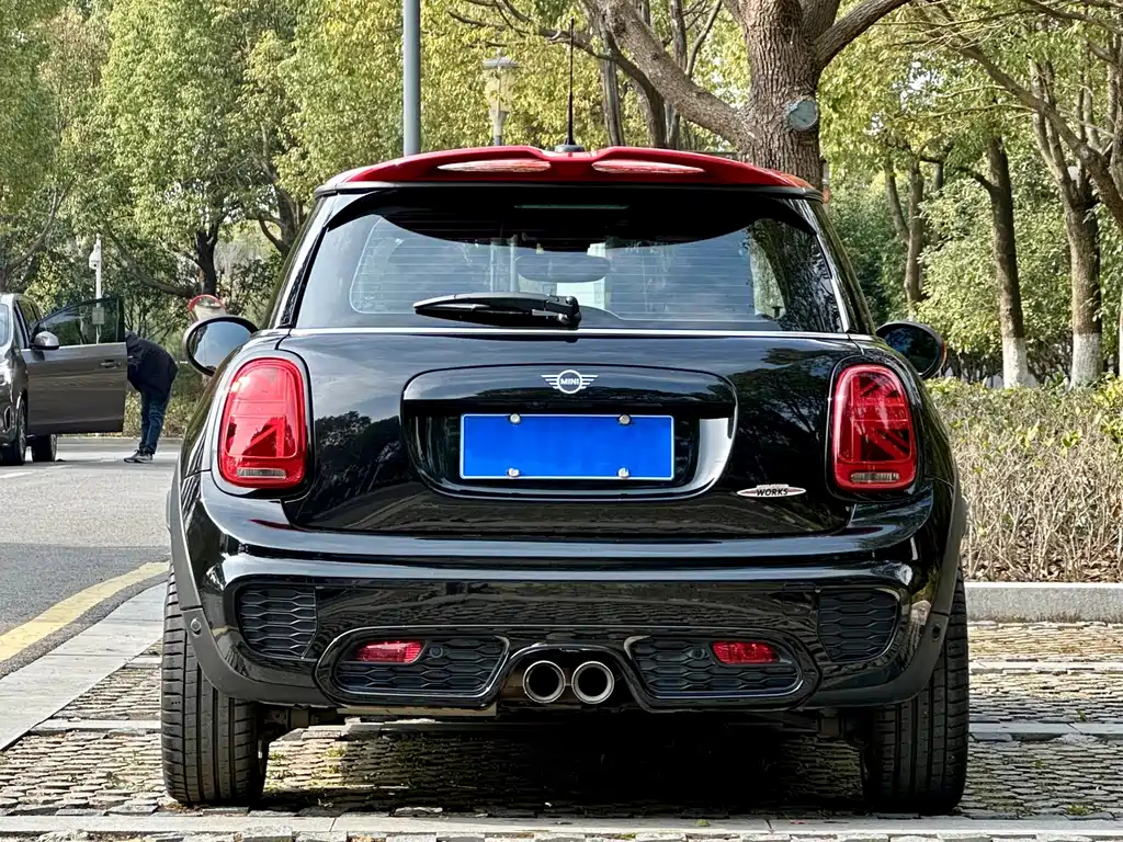 MINI JCW 2019