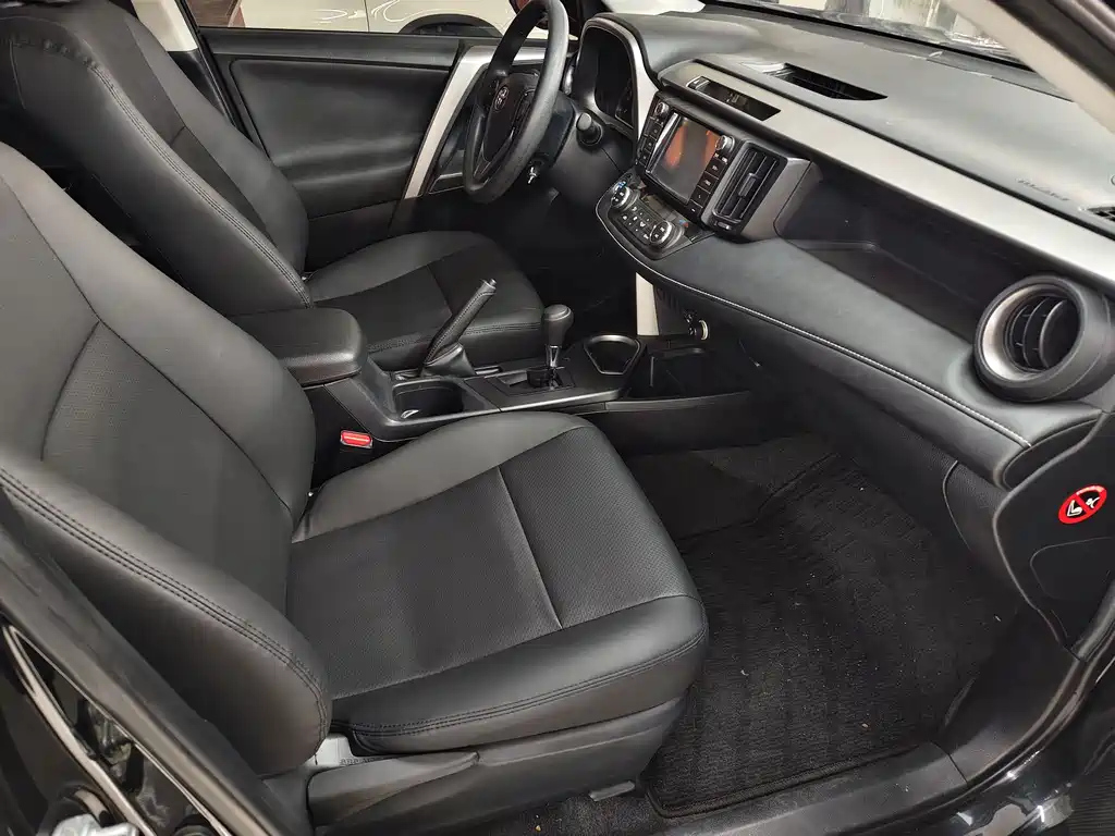 TOYOTA RAV4 RONGFANG 2018