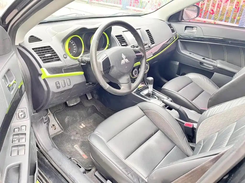 MITSUBISHI LANCER EX 2016