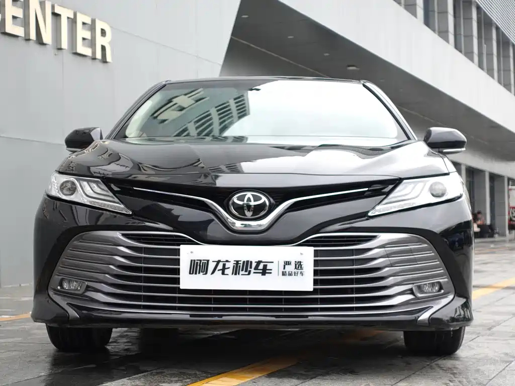 TOYOTA CAMRY 2018