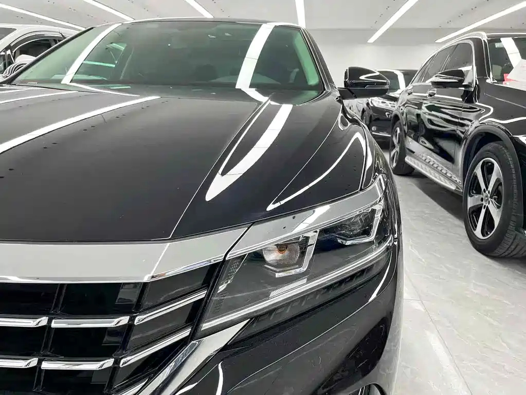 VOLKSWAGEN PASSAT 2021