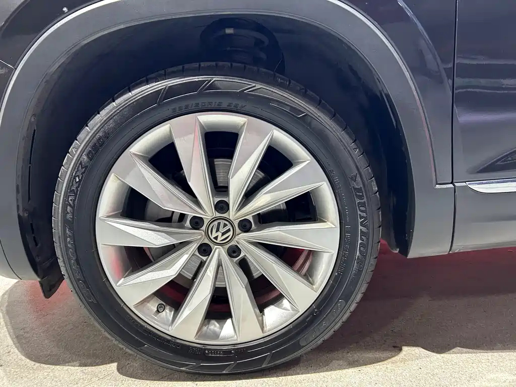 VOLKSWAGEN TAYRON 2021