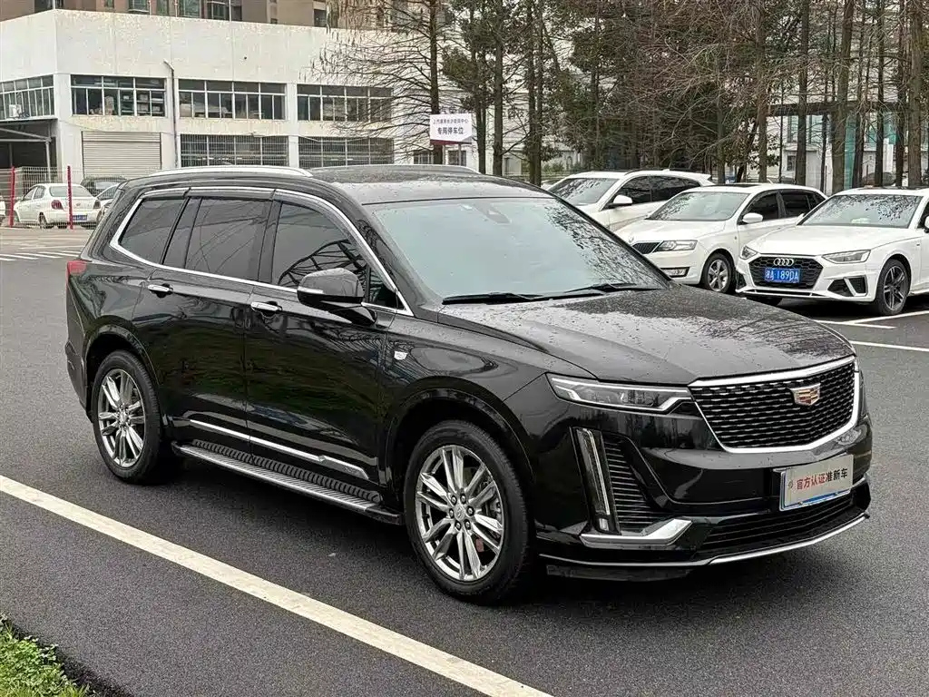 CADILLAC XT6 2022