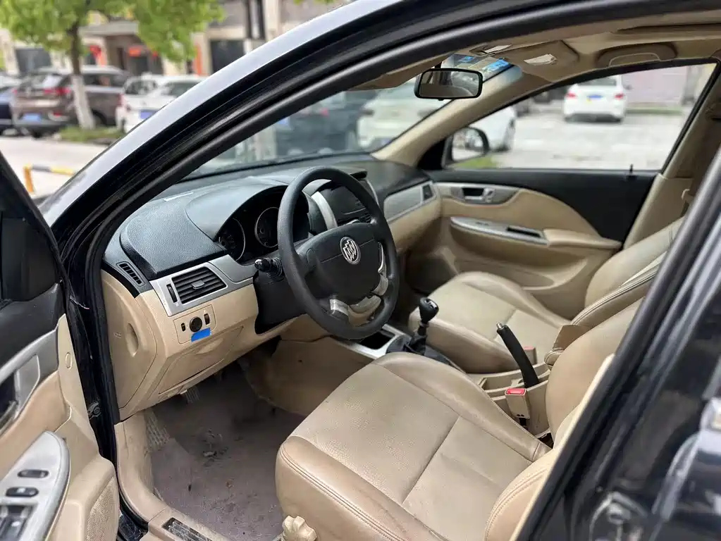 BUICK EXCELLE 2013