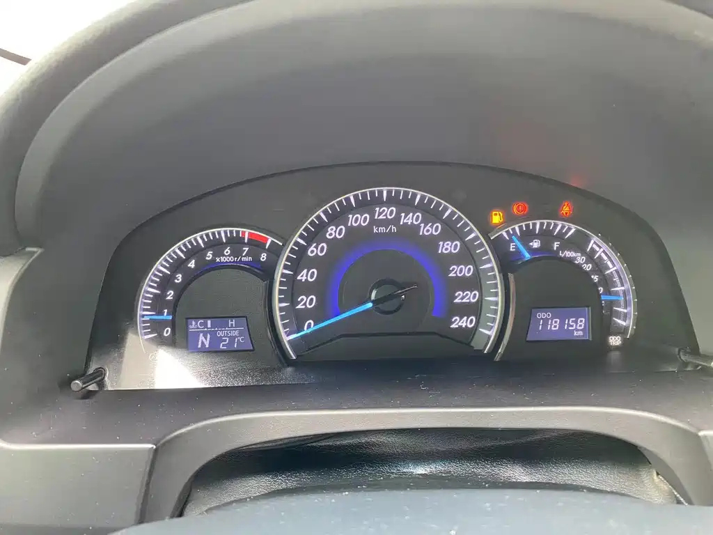 TOYOTA CAMRY 2016