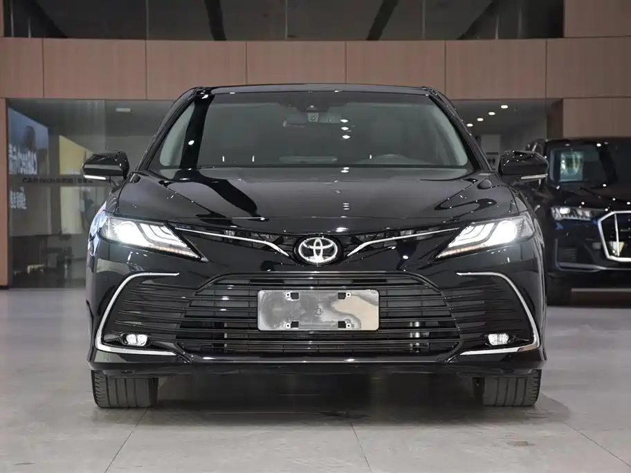 TOYOTA CAMRY 2023
