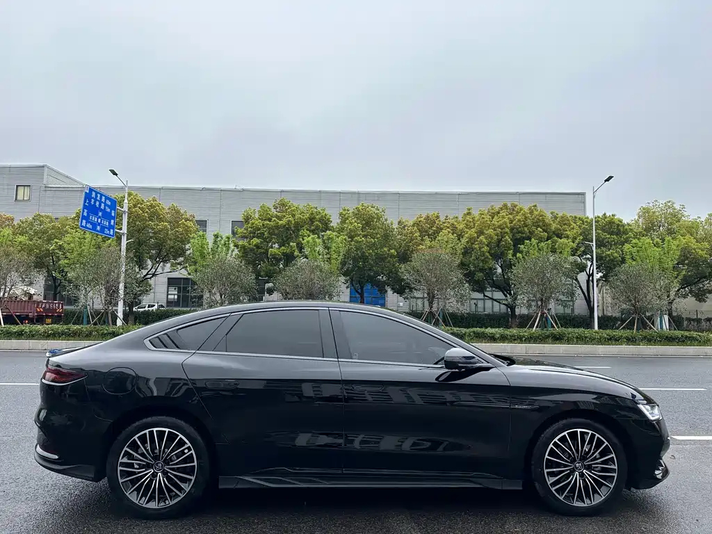 BYD HAN 2023