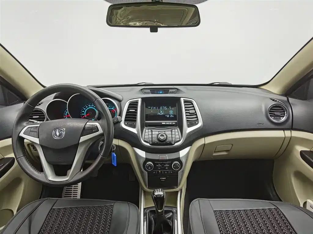 CHANGAN EADO 2014