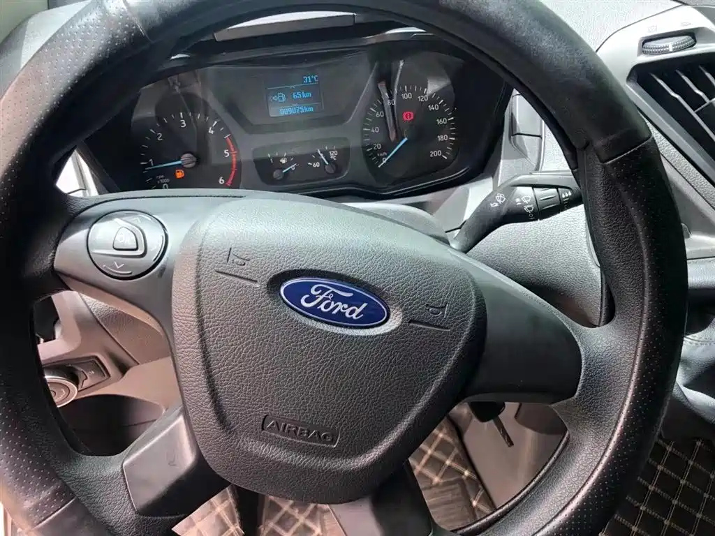 FORD TRANSIT 2022