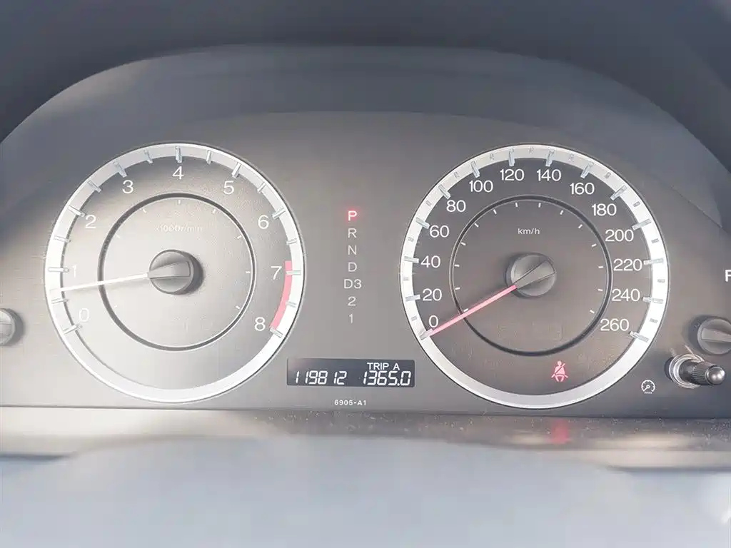 HONDA ACCORD 2011