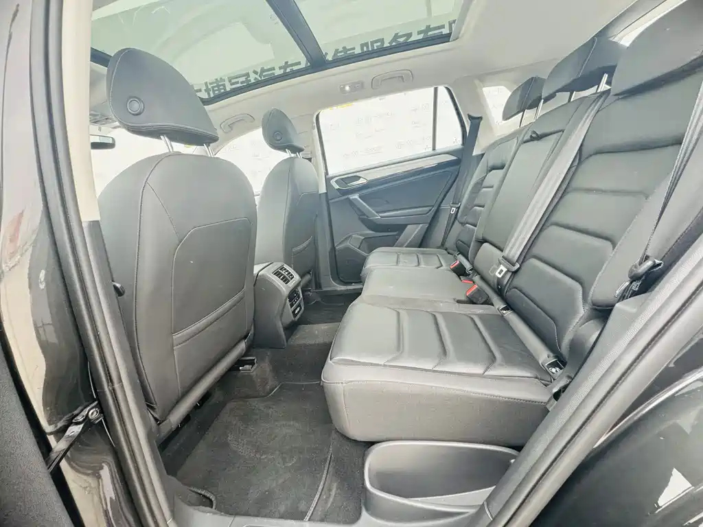 VOLKSWAGEN TAYRON 2022