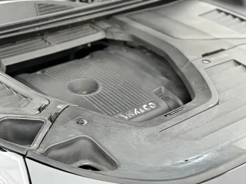 LYNK&CO 01 2019